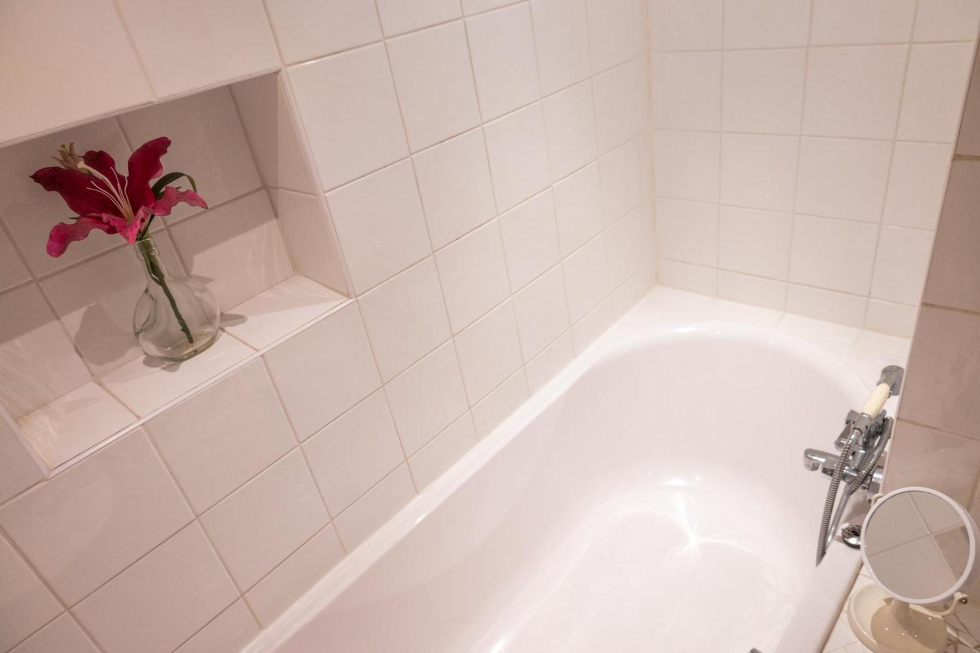 Bed & Breakfast 28 Appartement Met Prive Tuin Assen Exterior foto